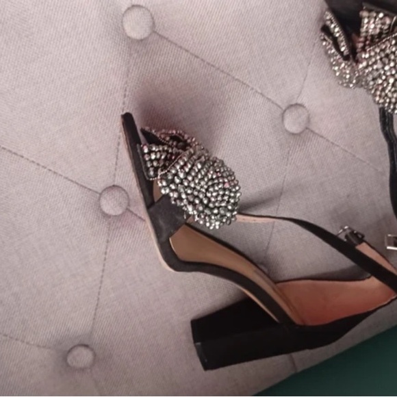 Disney Black Slingback Heels with Silver Beaded Bow - Picture 3 of 4